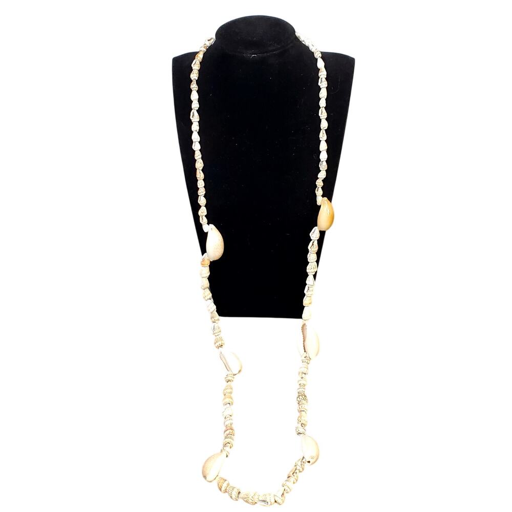 Hilo Hatties Necklace Small Shell Bead Strand 16" Vtg